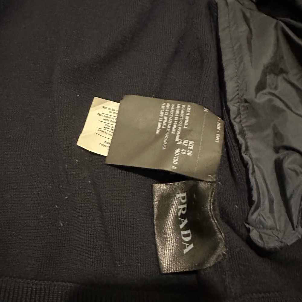 Prada Black men Hooded Windbreaker size L, gently used, pre-owned. - Picture 10 of 12